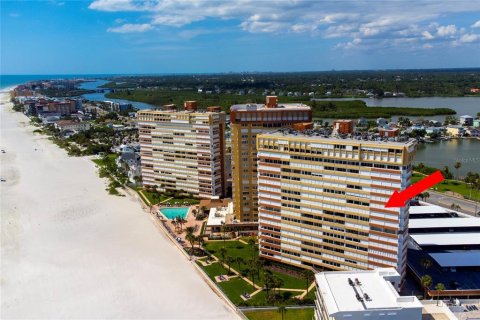 Condominio en alquiler en Redington Shores, Florida, 2 dormitorios, 108.23 m2 № 2109522 - foto 2