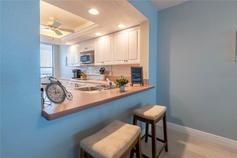 Condominio en alquiler en Redington Shores, Florida, 2 dormitorios, 108.23 m2 № 2109522 - foto 21