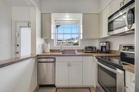 Condo in Pompano Beach, Florida, 2 bedrooms № 2088401 - photo 19