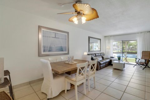 Condo in Pompano Beach, Florida, 2 bedrooms № 2088401 - photo 22