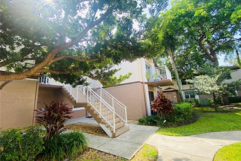 Condominio en alquiler en Pembroke Pines, Florida, 1 dormitorio, 78.32 m2 № 1965518 - foto 27