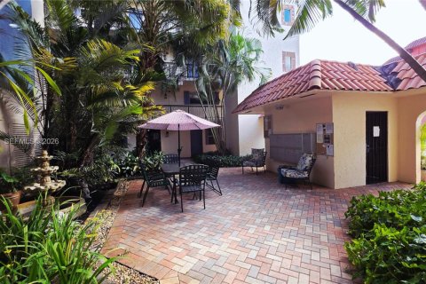 Condominio en alquiler en Fort Lauderdale, Florida, 2 dormitorios, 98.1 m2 № 2056751 - foto 29
