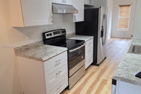 Copropriété à louer à Fort Lauderdale, Floride: 2 chambres, 98.1 m2 № 2056751 - photo 5