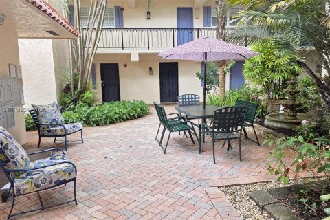 Copropriété à louer à Fort Lauderdale, Floride: 2 chambres, 98.1 m2 № 2056751 - photo 10