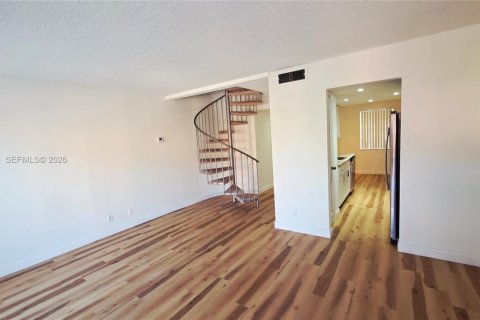 Condominio en alquiler en Fort Lauderdale, Florida, 2 dormitorios, 98.1 m2 № 2056751 - foto 27