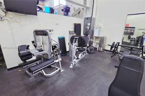 Condominio en alquiler en Fort Lauderdale, Florida, 2 dormitorios, 98.1 m2 № 2056751 - foto 11