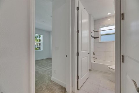 Villa ou maison à louer à Wimauma, Floride: 3 chambres, 180.97 m2 № 1806553 - photo 12