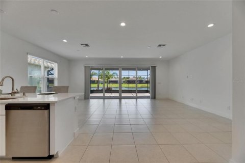 Villa ou maison à louer à Wimauma, Floride: 3 chambres, 180.97 m2 № 1806553 - photo 29