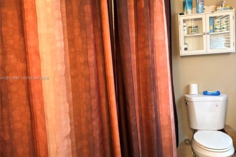 Casa en venta en Davie, Florida, 3 dormitorios, 180.51 m2 № 2085022 - foto 11