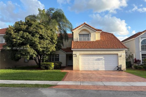 Casa en Davie, Florida 3 dormitorios, 180.51 m2 № 2085022