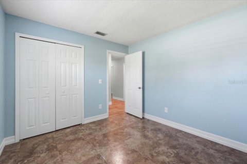 Casa en venta en Orlando, Florida, 4 dormitorios, 187.38 m2 № 2200158 - foto 19