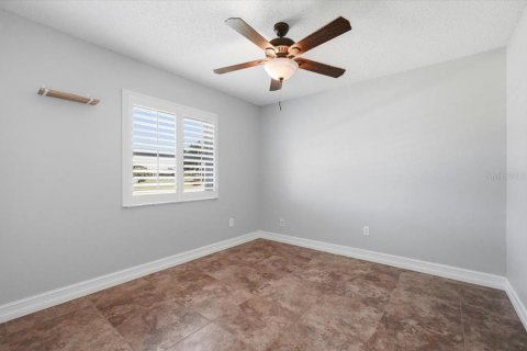 Casa en venta en Orlando, Florida, 4 dormitorios, 187.38 m2 № 2200158 - foto 20