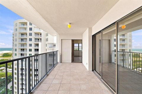 Copropriété à louer à Clearwater, Floride: 2 chambres, 103.21 m2 № 2325159 - photo 2