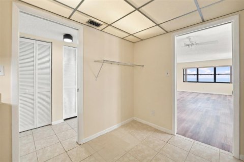 Copropriété à louer à Clearwater, Floride: 2 chambres, 103.21 m2 № 2325159 - photo 8