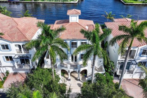 Touwnhouse à vendre à Boynton Beach, Floride: 3 chambres, 149.29 m2 № 2439261 - photo 3