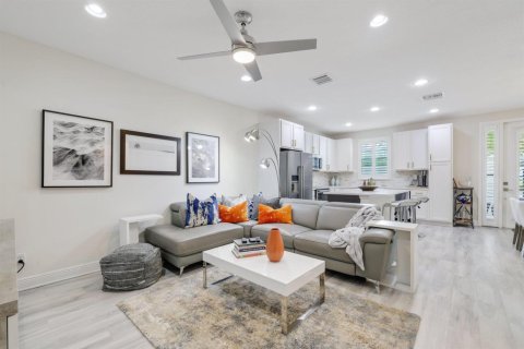 Touwnhouse à vendre à Boynton Beach, Floride: 3 chambres, 149.29 m2 № 2439261 - photo 8