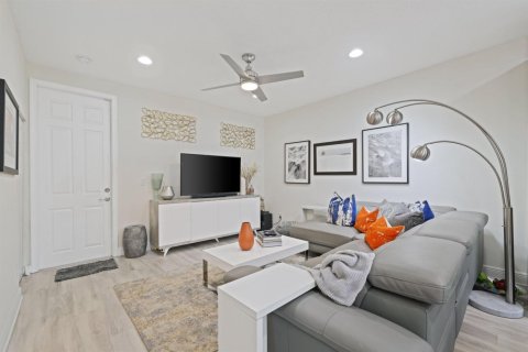 Touwnhouse à vendre à Boynton Beach, Floride: 3 chambres, 149.29 m2 № 2439261 - photo 7