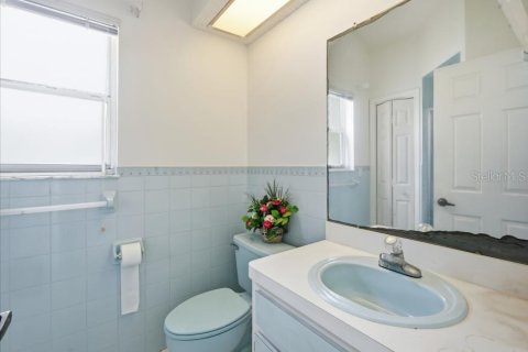 Villa ou maison à vendre à Masaryktown, Floride: 4 chambres, 265.51 m2 № 2238590 - photo 27
