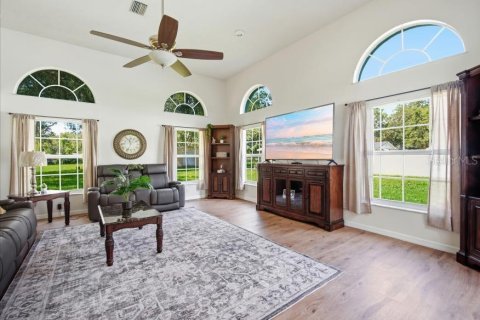 Villa ou maison à vendre à Masaryktown, Floride: 4 chambres, 265.51 m2 № 2238590 - photo 13