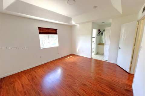 Купить таунхаус в Хомстед, Флорида 3 спальни, 141.03м2, № 1996673 - фото 14