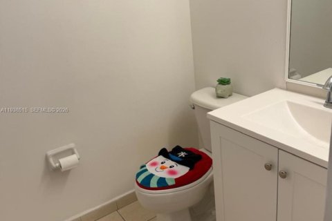 Townhouse in Homestead, Florida 3 bedrooms, 141.03 sq.m. № 1996673 - photo 10