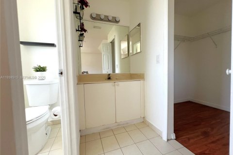 Купить таунхаус в Хомстед, Флорида 3 спальни, 141.03м2, № 1996673 - фото 15