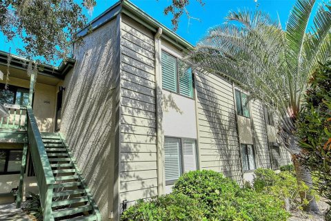Condominio en alquiler en Sarasota, Florida, 3 dormitorios, 122.63 m2 № 844835 - foto 1