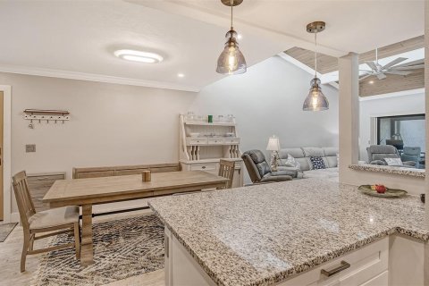 Condominio en alquiler en Sarasota, Florida, 3 dormitorios, 122.63 m2 № 844835 - foto 14
