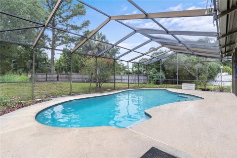 House in Apopka, Florida 4 bedrooms, 192.49 sq.m. № 1820549 - photo 2