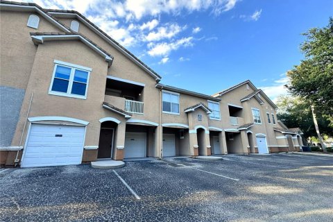Adosado en alquiler en Tampa, Florida, 1 dormitorio, 88.35 m2 № 1904413 - foto 1