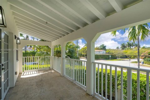 Villa ou maison à vendre à Miami Beach, Floride: 4 chambres, 316.43 m2 № 2268197 - photo 27