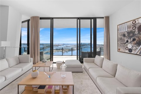 Купить кондоминиум в Майами, Флорида 4 спальни, 452.99м2, № 2088580 - фото 24