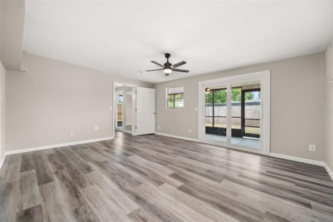 House in Sarasota, Florida 3 bedrooms, 158.96 sq.m. № 2167420 - photo 23