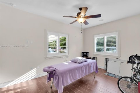 House in Key Largo, Florida 3 bedrooms, 143.07 sq.m. № 1731769 - photo 27
