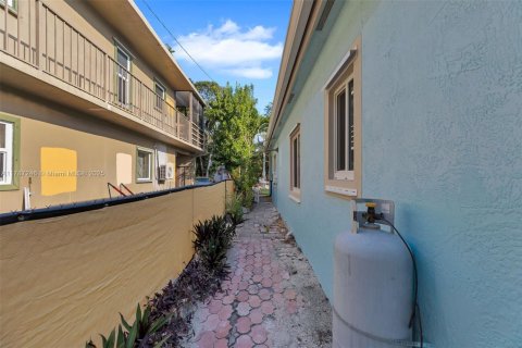 House in Key Largo, Florida 3 bedrooms, 143.07 sq.m. № 1731769 - photo 13