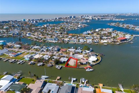 Terreno en venta en Madeira Beach, Florida № 1535972 - foto 3