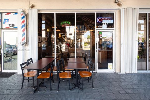 Commercial property in Miami, Florida № 2042881 - photo 26