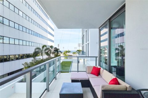 Condo in Saint Petersburg, Florida, 2 bedrooms № 2239364 - photo 22