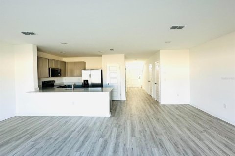 Touwnhouse à louer à Davenport, Floride: 3 chambres, 138.24 m2 № 2095241 - photo 2