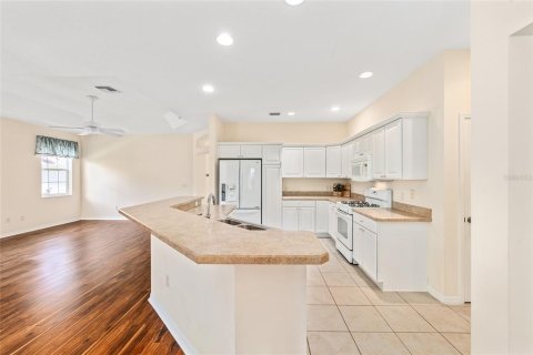 Casa en venta en The Villages, Florida, 3 dormitorios, 158.03 m2 № 1914434 - foto 7