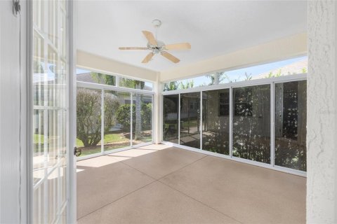 House in The Villages, Florida 3 bedrooms, 158.03 sq.m. № 1914434 - photo 10