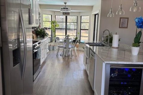 Casa en alquiler en Spring Hill, Florida, 3 dormitorios, 174.75 m2 № 1784571 - foto 4