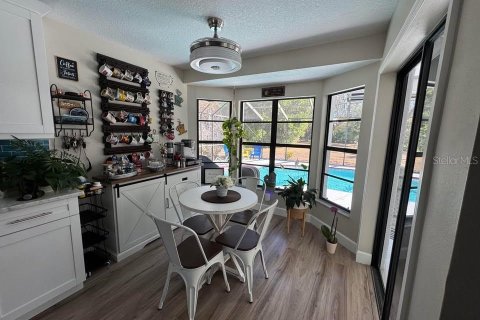 Casa en alquiler en Spring Hill, Florida, 3 dormitorios, 174.75 m2 № 1784571 - foto 5