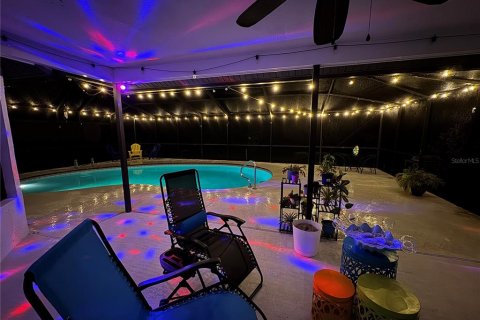 Casa en alquiler en Spring Hill, Florida, 3 dormitorios, 174.75 m2 № 1784571 - foto 15