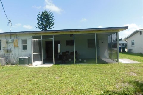 Propiedad comercial en venta en Venice, Florida, 4 dormitorios, 145.48 m2 № 1856533 - foto 14