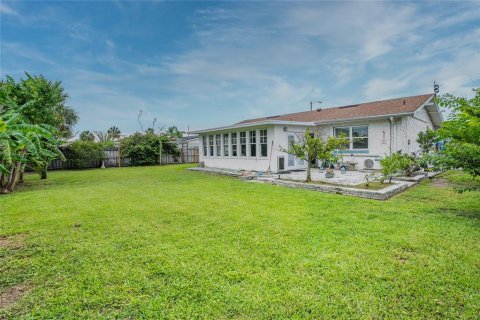 House in Ormond Beach, Florida 2 bedrooms, 110 sq.m. № 1769119 - photo 16