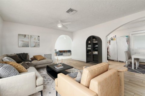 House in Ormond Beach, Florida 2 bedrooms, 110 sq.m. № 1769119 - photo 28