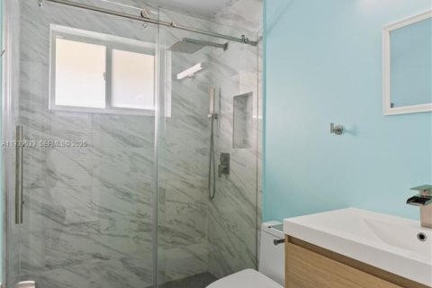 Condominio en venta en Hollywood, Florida, 2 dormitorios, 79.06 m2 № 1991433 - foto 16