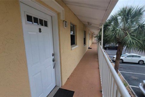Copropriété à louer à Sarasota, Floride: 2 chambres, 88.72 m2 № 2356238 - photo 10