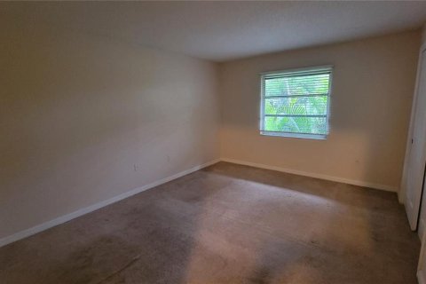 Copropriété à louer à Sarasota, Floride: 2 chambres, 88.72 m2 № 2356238 - photo 8